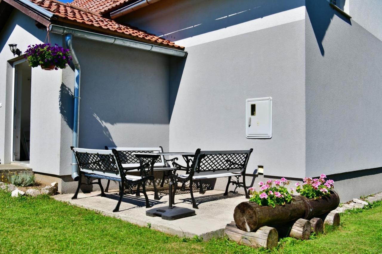 Kuca Za Odmor Roby Apartment Saborsko Luaran gambar