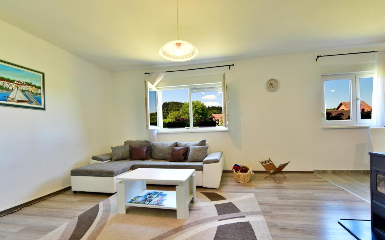 Kuca Za Odmor Roby Apartment Saborsko Luaran gambar