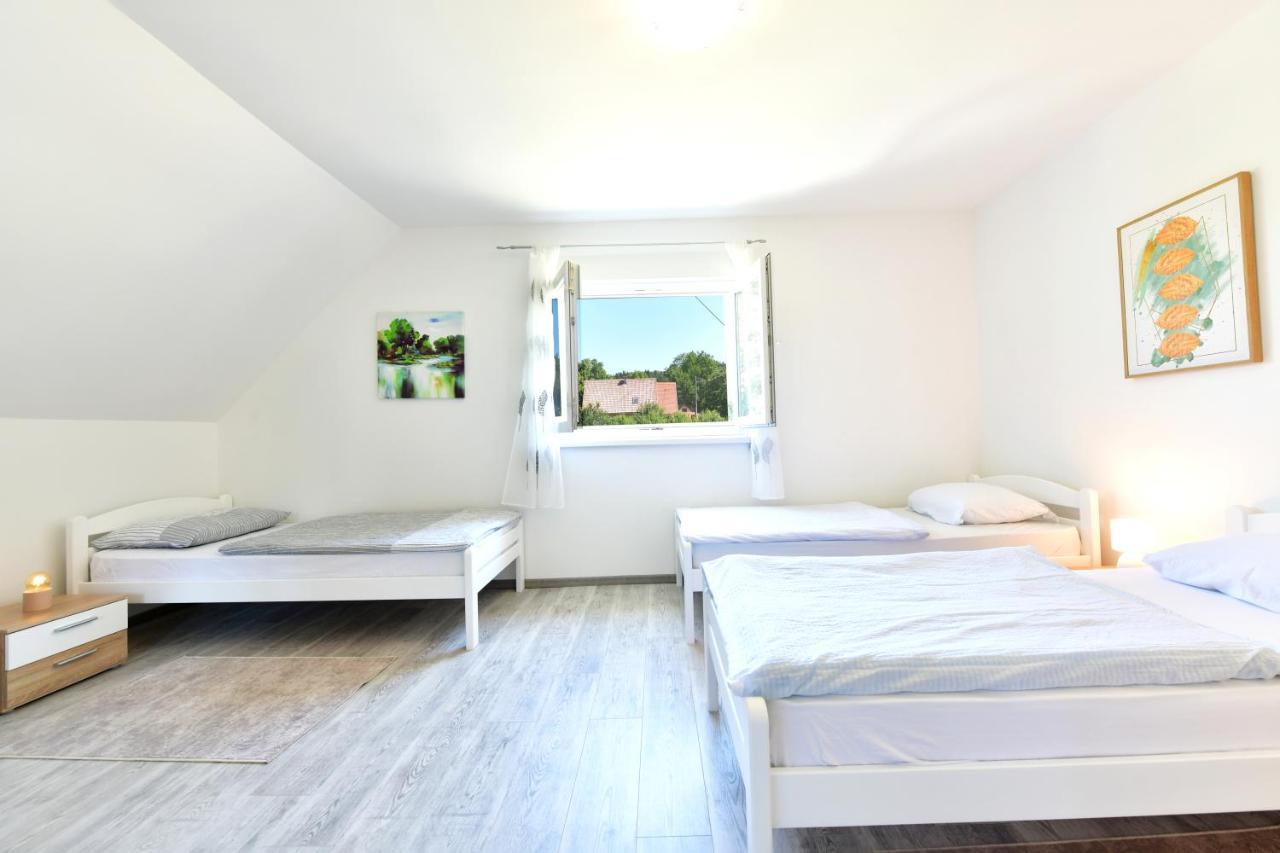 Kuca Za Odmor Roby Apartment Saborsko Luaran gambar