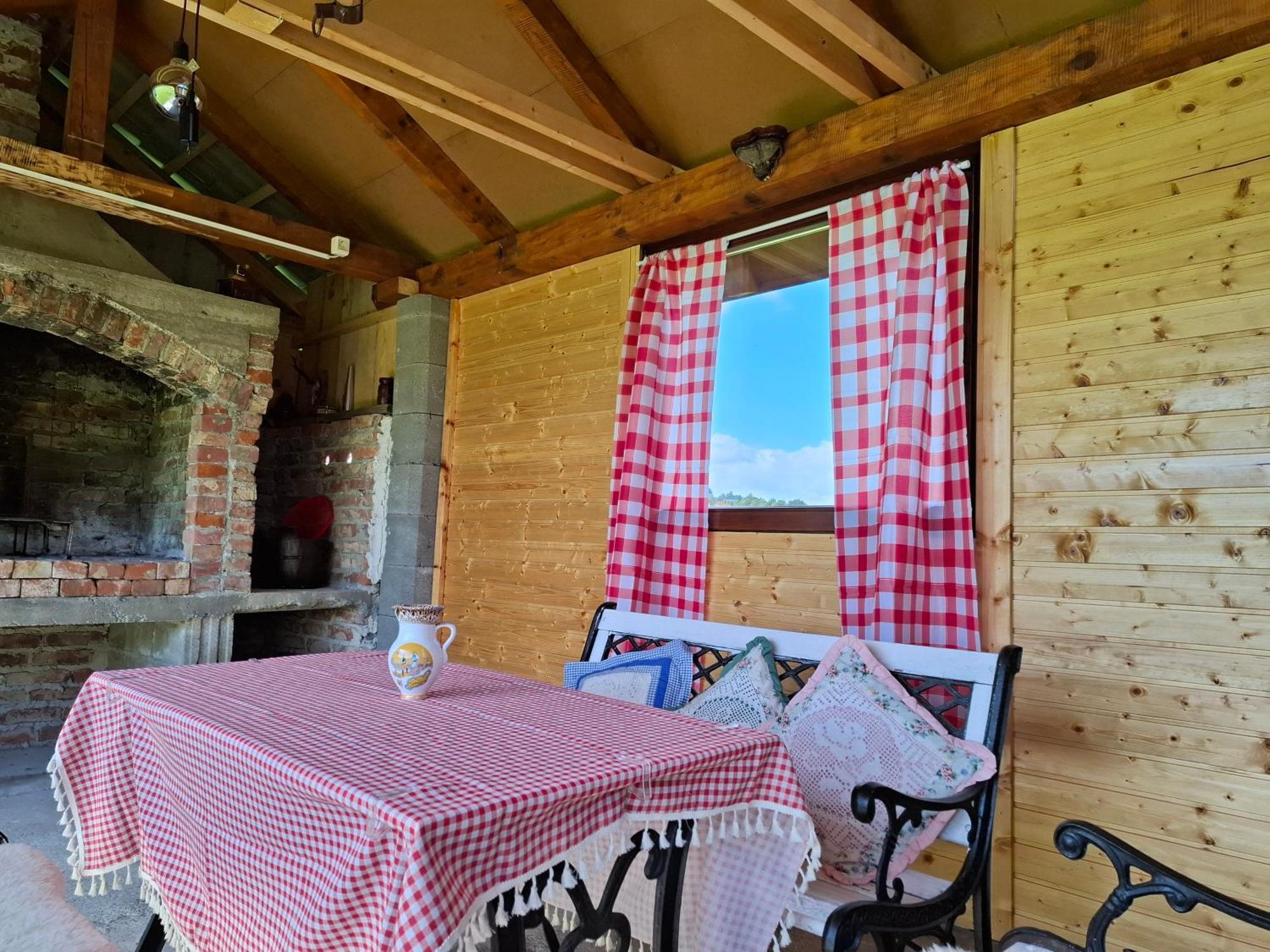 Kuca Za Odmor Roby Apartment Saborsko Luaran gambar